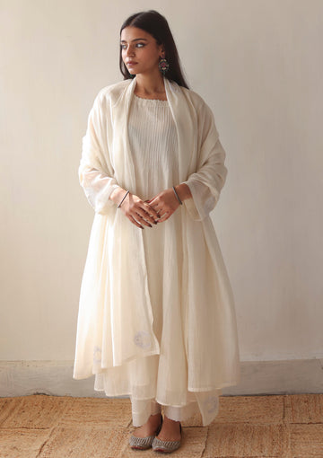 Ivory Chand Buta Kurta Set
