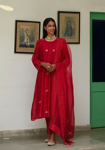 Scarlet Chaand Buta Embroidered Kurta Set