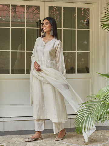 Ivory Zari Embroidered Kurta Set