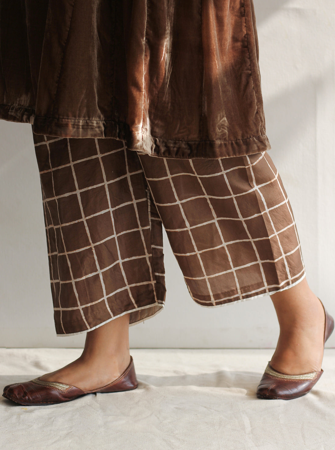 Hazel Checkered Silk Farshi