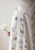 Load image into Gallery viewer, Ivory and Blue Floral Kurta Set
