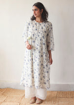 Load image into Gallery viewer, Ivory and Blue Floral Pintuck Kurta Set
