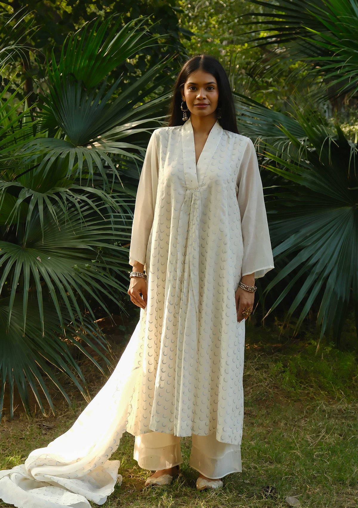 Ivory Chaand Buta Kurta Set