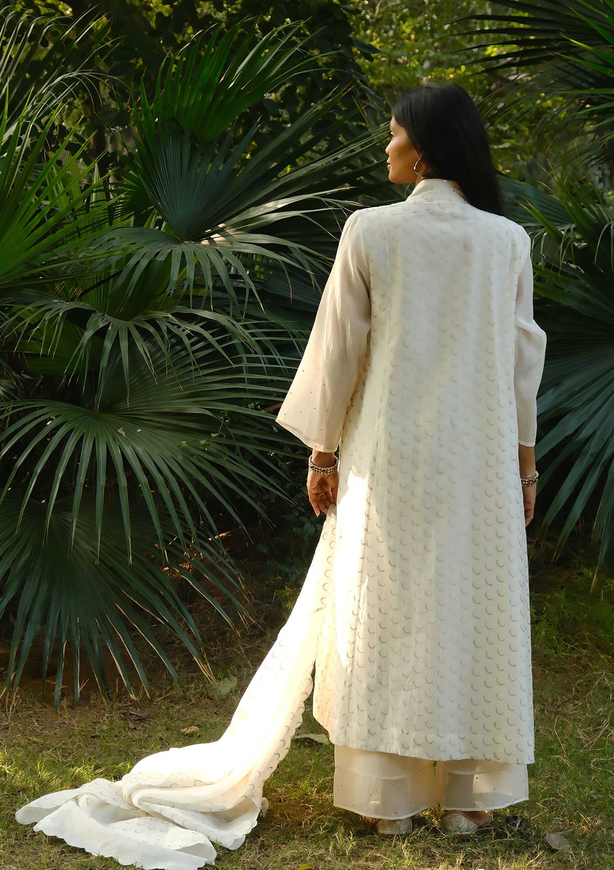 Ivory Chaand Buta Kurta Set