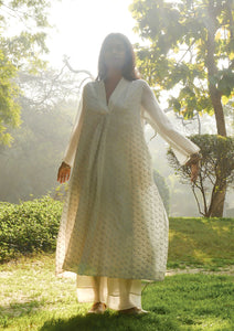 Ivory Chaand Buta Kurta Set