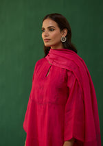 Load image into Gallery viewer, Fuchsia Beaded Kurta Set
