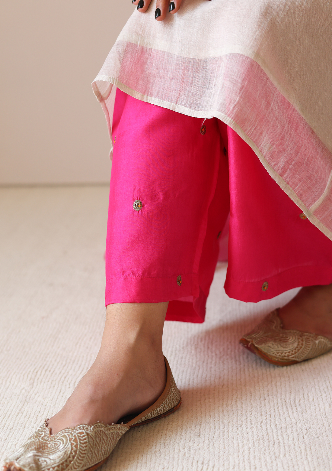 Fuchsia Embroidered Farshi