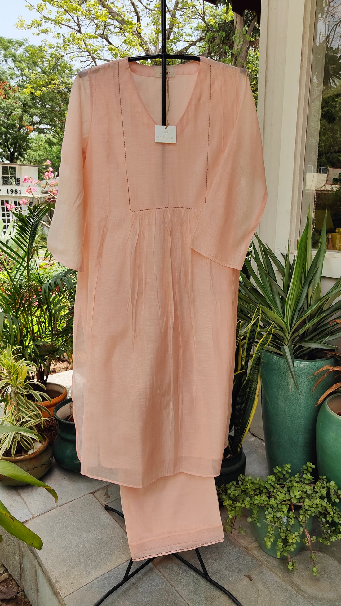 Blush Basic Kurta Set with Floral Stole