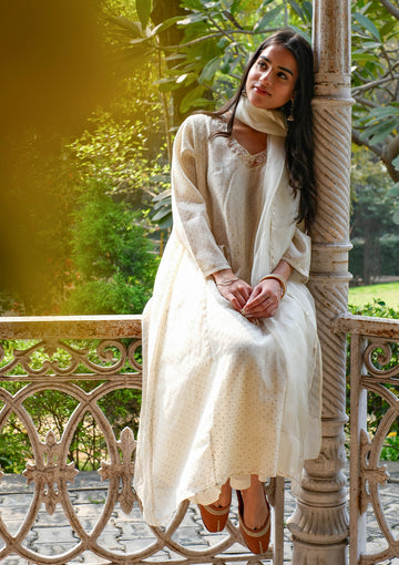 Ivory Dotted Kurta Set