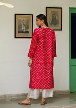 Load image into Gallery viewer, Scarlet Bandhani Kurta Set
