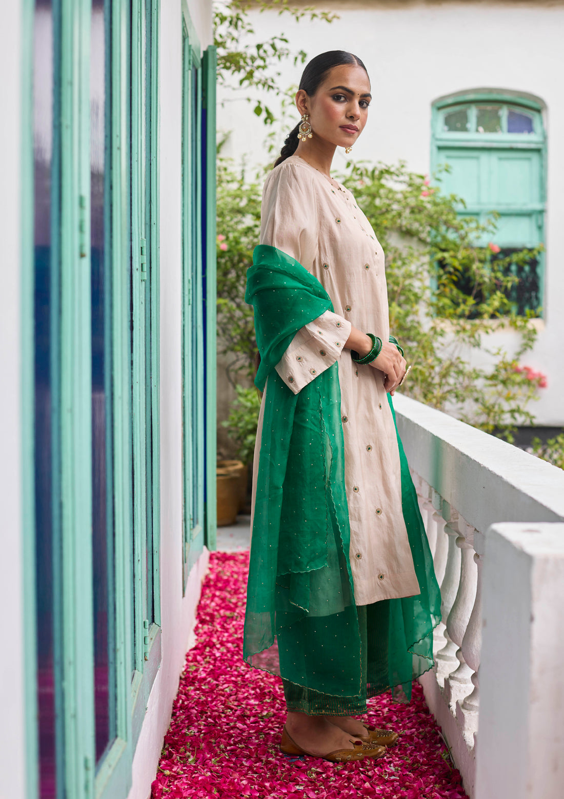 Ivory and Emerald Embroidered Kurta Set
