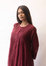 Load image into Gallery viewer, Burgundy Mukaish Pintuck Kurta Set
