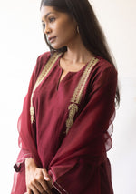 Load image into Gallery viewer, Burgundy Zari Embroidered Kurta Set
