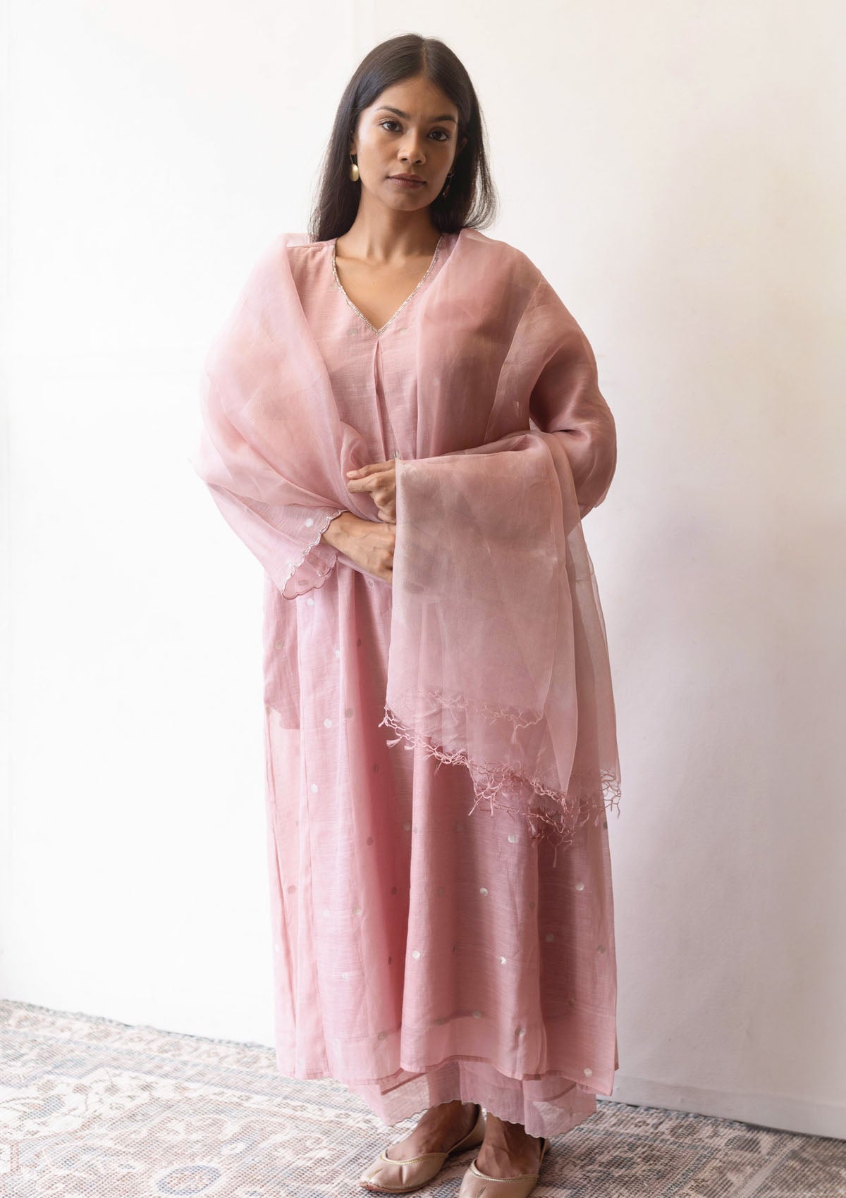 Blush Silver Woven Dots Kurta Set