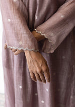 Load image into Gallery viewer, Lilac Silver Woven Dots Kurta Set
