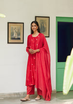Load image into Gallery viewer, Scarlet Sequinned Kurta Set
