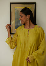 Load image into Gallery viewer, Canary Sequinned Kurta Set
