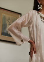 Load image into Gallery viewer, Ivory Floral Sequinned Kurta Set
