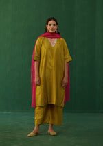 Load image into Gallery viewer, Ochre Gota Kurta Set
