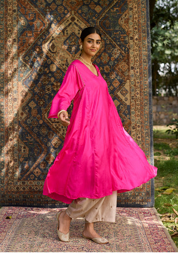 Fuchsia Panelled Silk Kurta Set