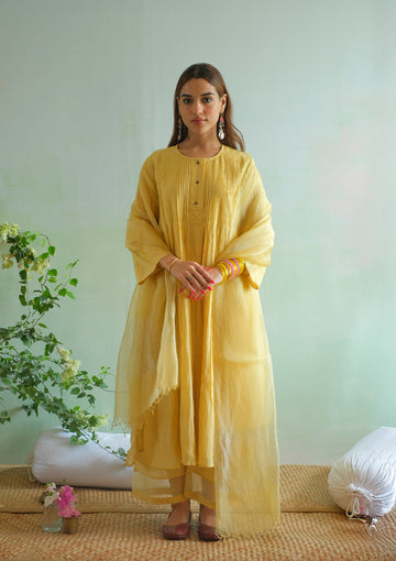 Canary Pintuck Mukaish Kurta Set