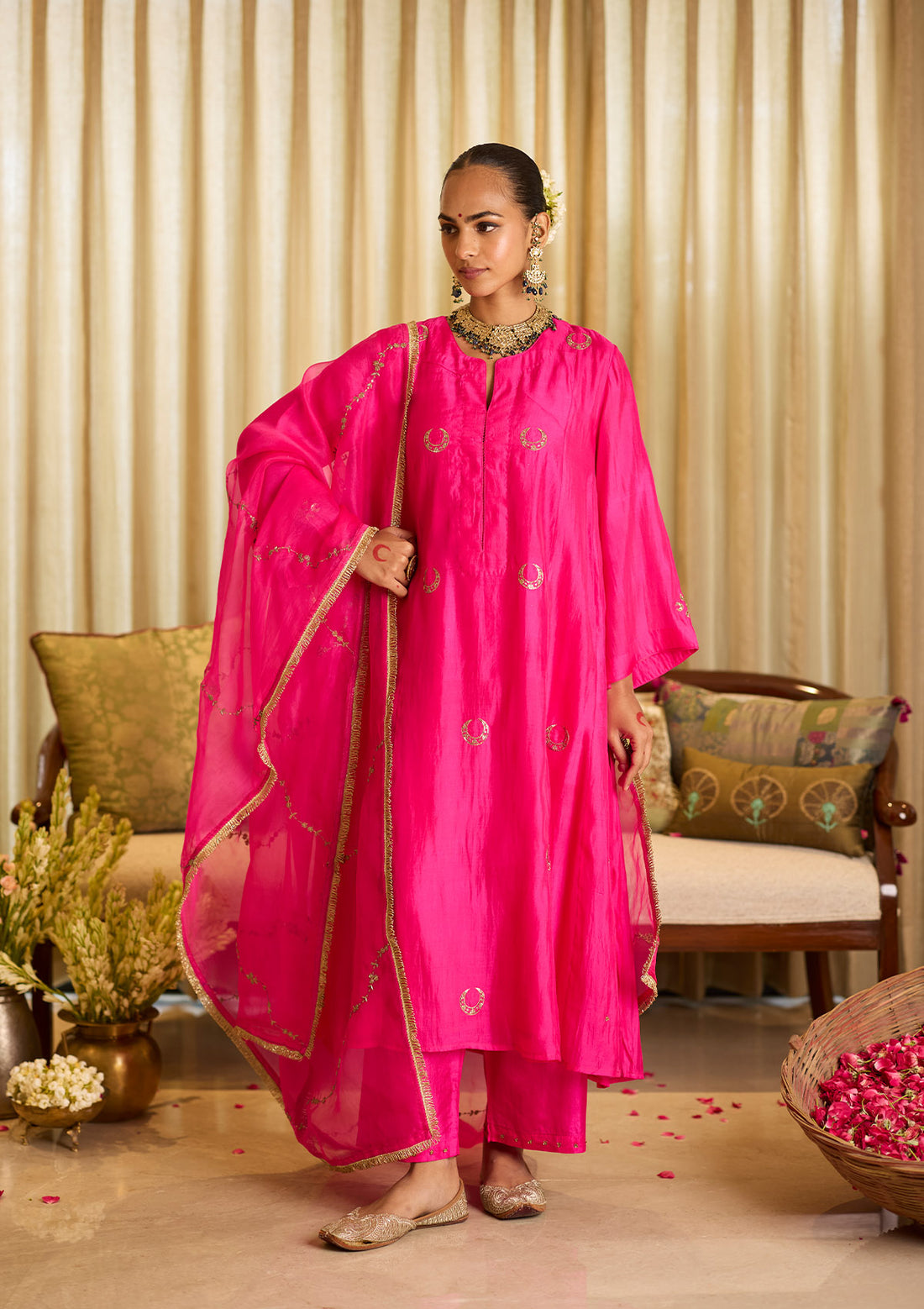 Fuchsia Chand Buta Kurta Set