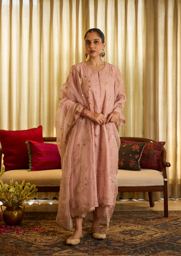 Rose Zari Embroidered Kurta Set