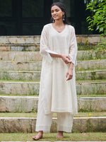 Load image into Gallery viewer, Ivory Woven Dots and Pintuck Kurta
