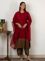 Load image into Gallery viewer, Scarlet and Khaki Ombre Pintuck Kurta
