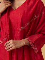 Load image into Gallery viewer, Scarlet Zari Embroidered Kurta Set
